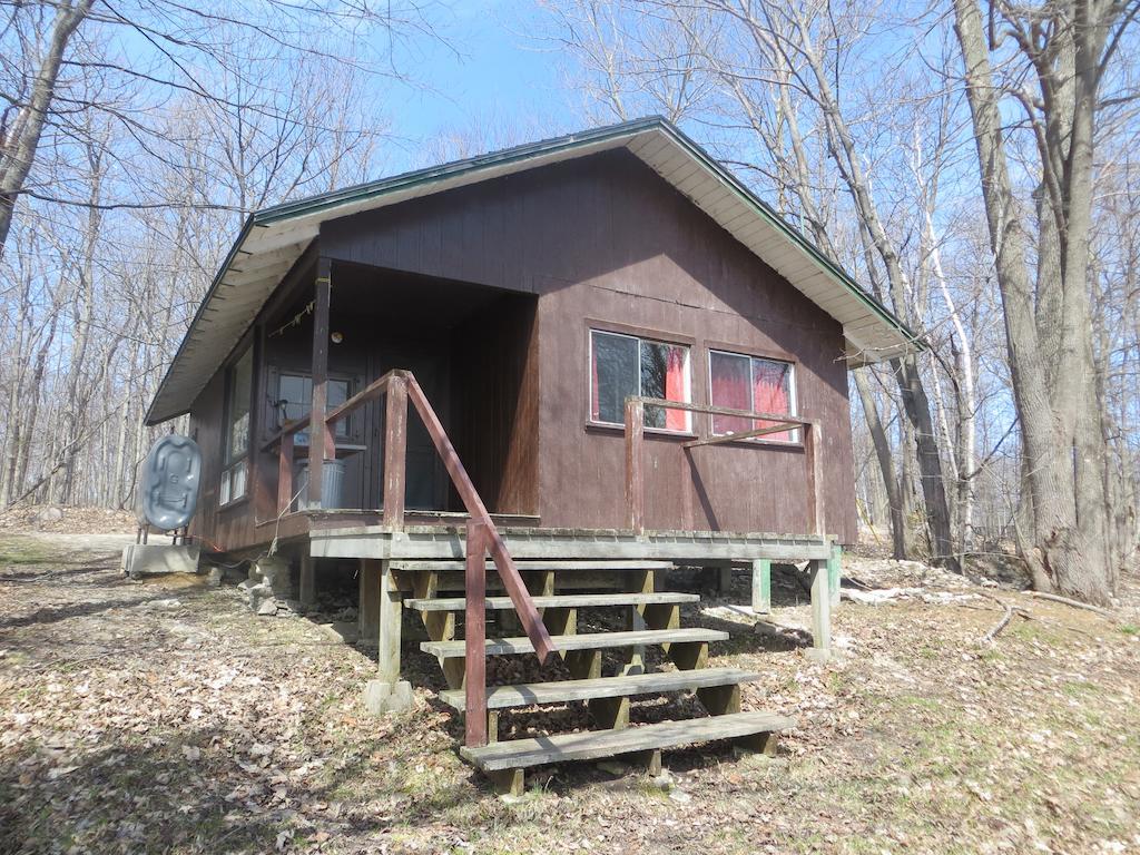 Lake Wolsey Cabins Hotell Gore Bay Rum bild
