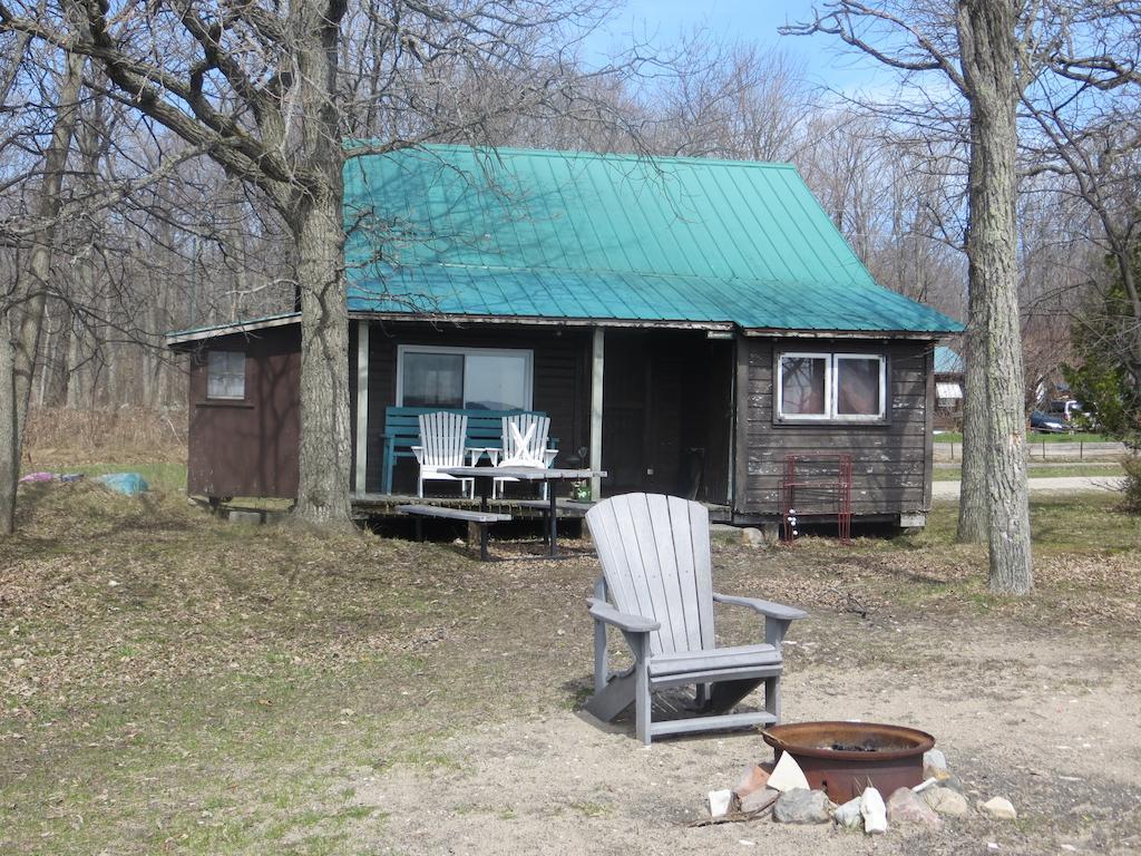 Lake Wolsey Cabins Hotell Gore Bay Rum bild